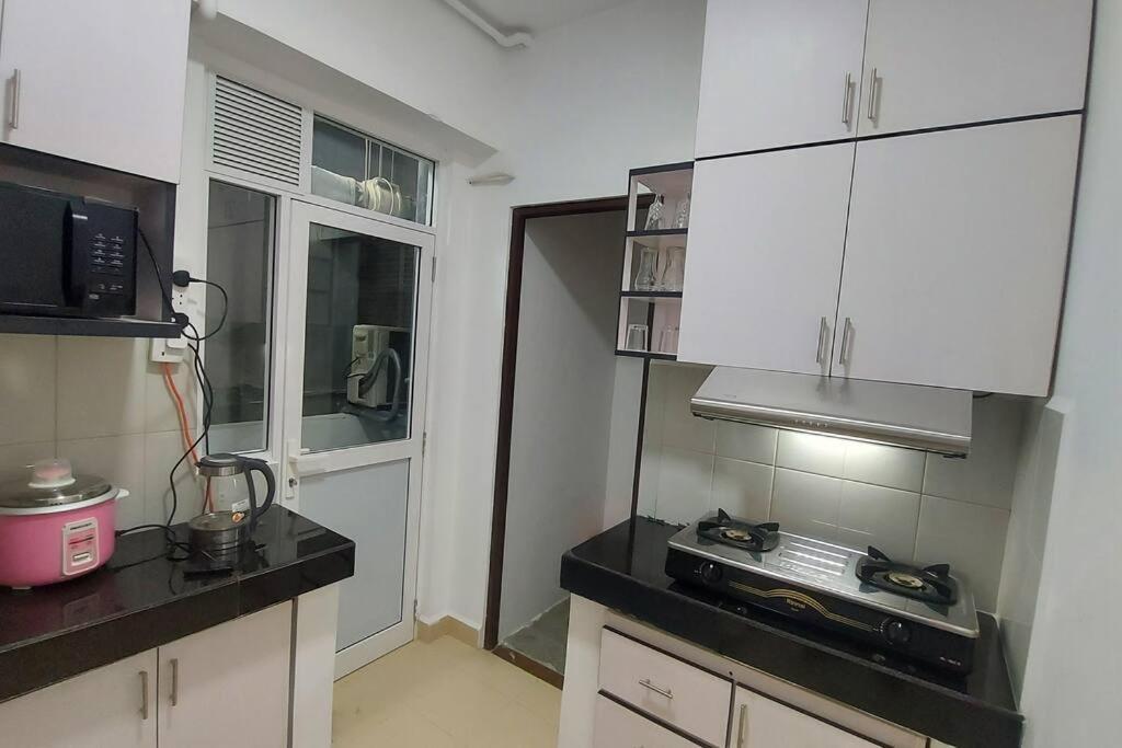 Jays Apartment - Colombo 02 At The Heart Of Convenience Buitenkant foto